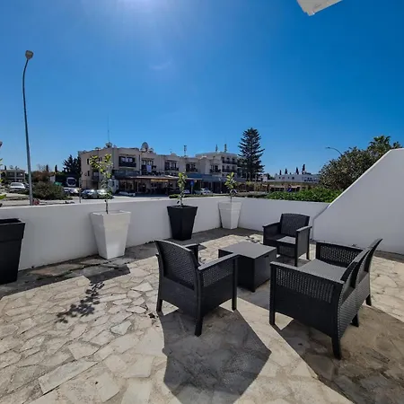 Lavi La 2B, Sea Breeze, Paphos Apartment Exterior photo
