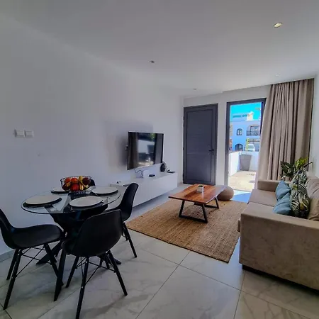 Lavi La 2B, Sea Breeze, Paphos Apartment Exterior photo
