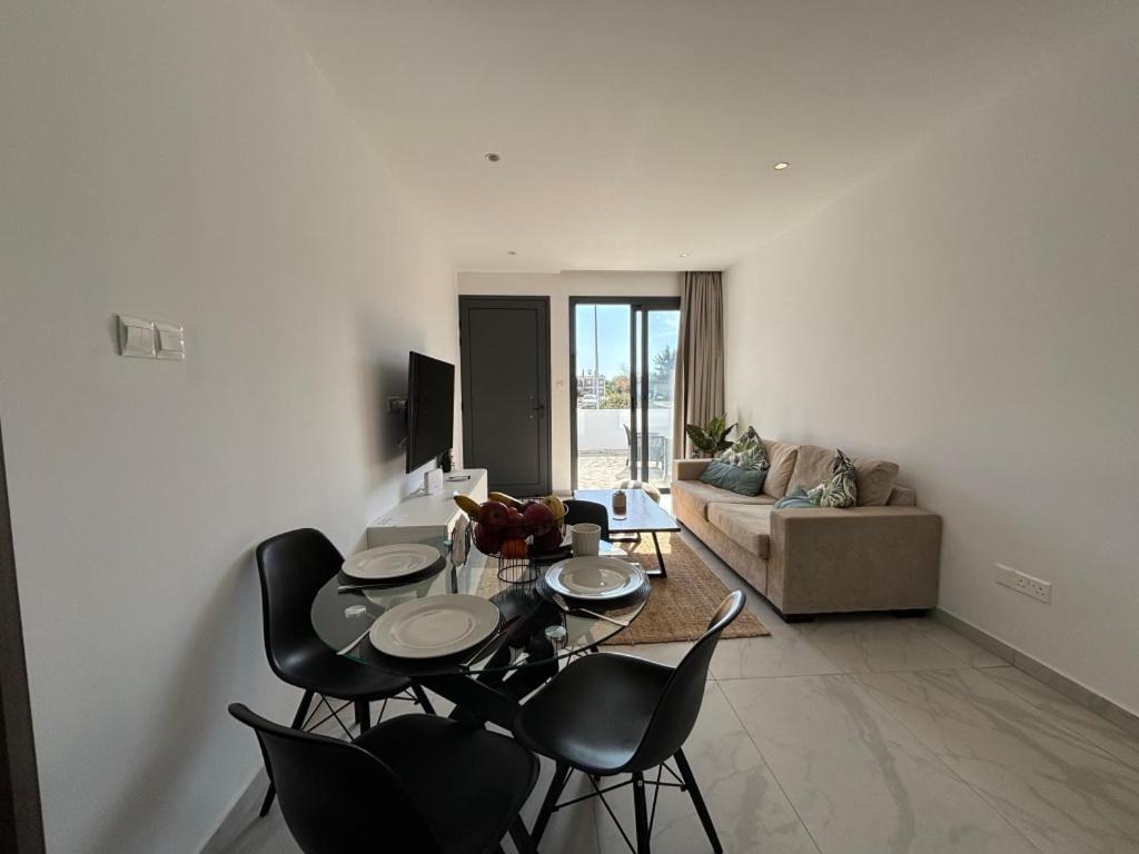 Apartment Lavi La 2b, Sea Breeze, Paphos