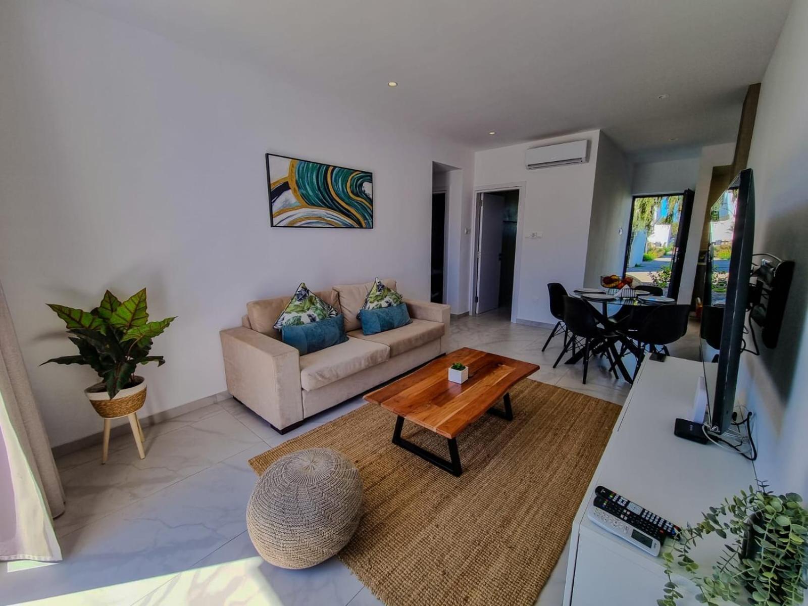 Lavi La 2b, Sea Breeze, Apartment Paphos