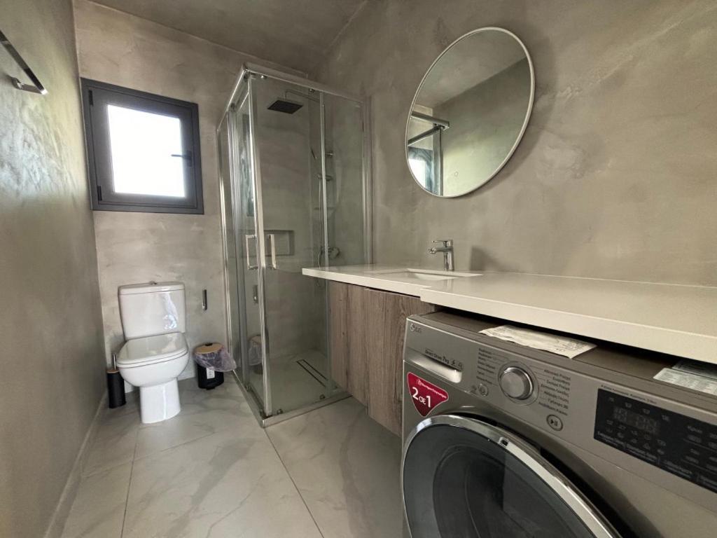 Lavi La 2b, Sea Breeze, Apartment